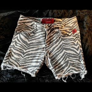 Tripp pant zebra print cut off jean short